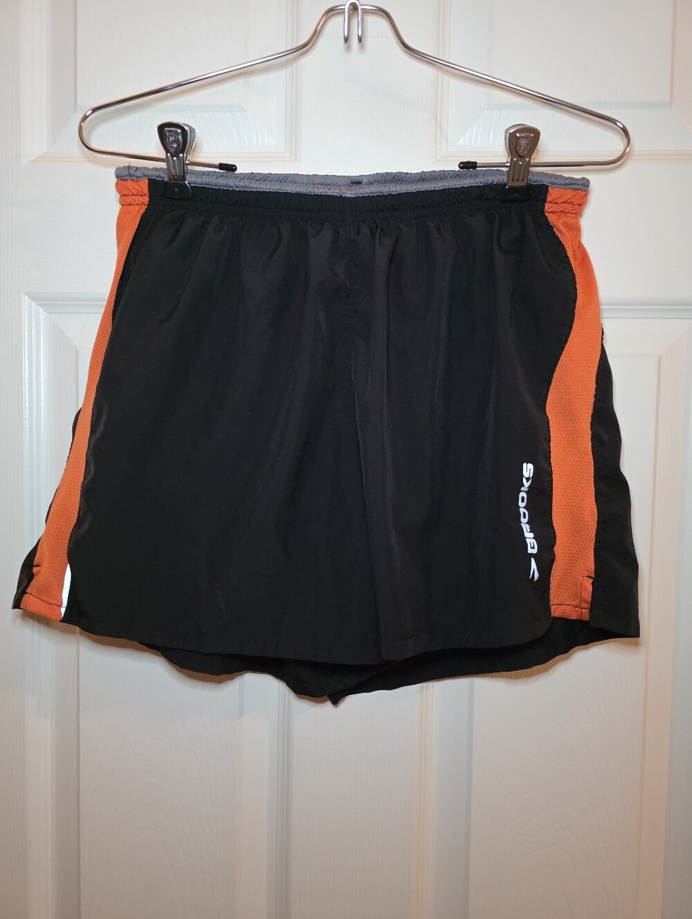 Brooks Men's Essential Running Shorts Sz M
